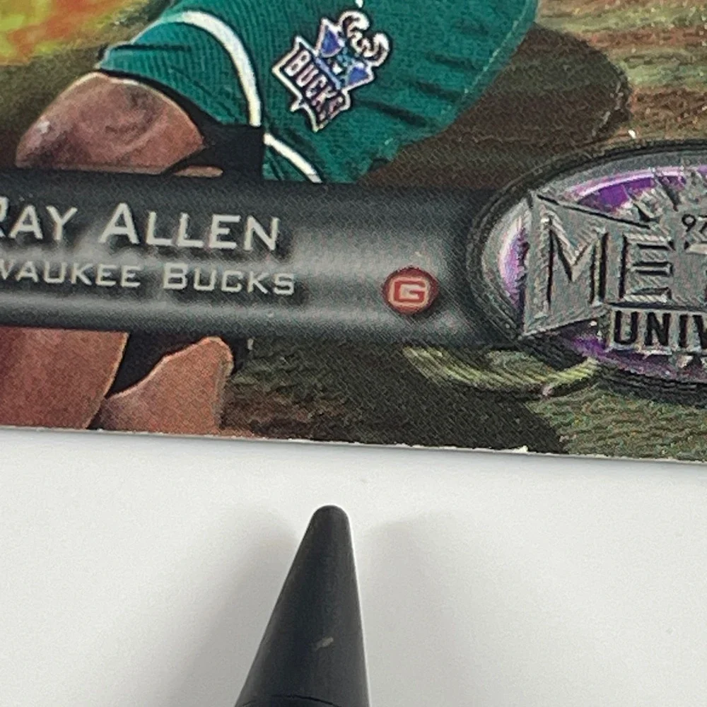 Ray Allen 1997-98 SkyBox Metal Universe Milwaukee Bucks Basketball Card 104